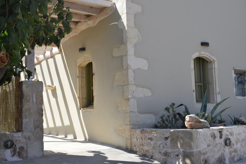 Traditional Stonebuilt Villa Leonanto, Only 5 Km From A Sandy Beach Kastellos Exterior photo