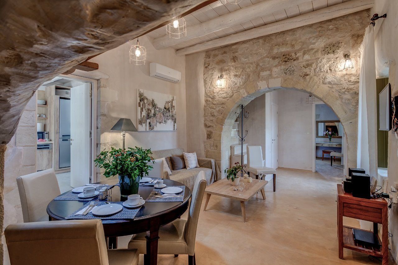 Traditional Stonebuilt Villa Leonanto, Only 5 Km From A Sandy Beach Kastellos Exterior photo