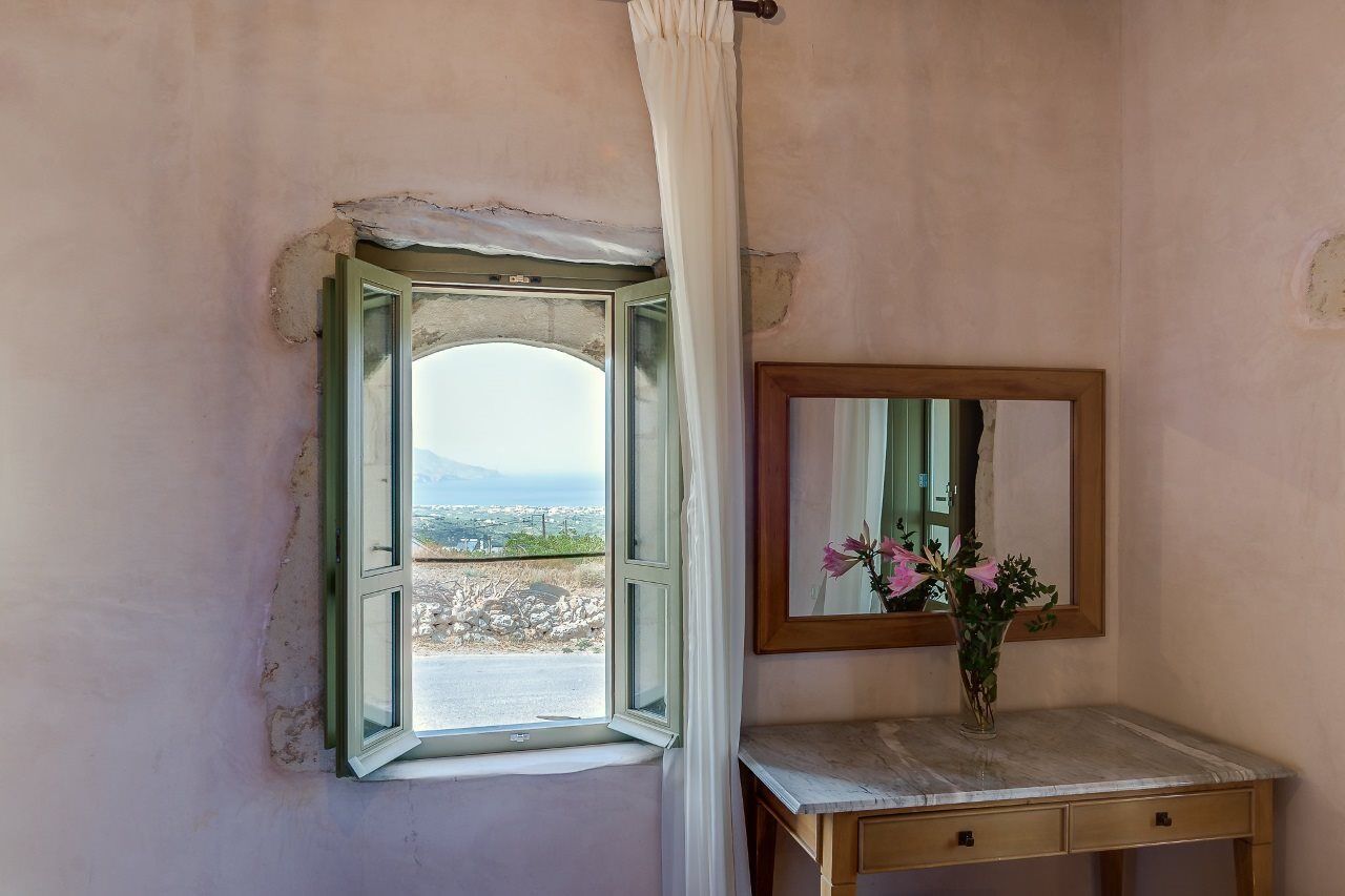 Traditional Stonebuilt Villa Leonanto, Only 5 Km From A Sandy Beach Kastellos Exterior photo