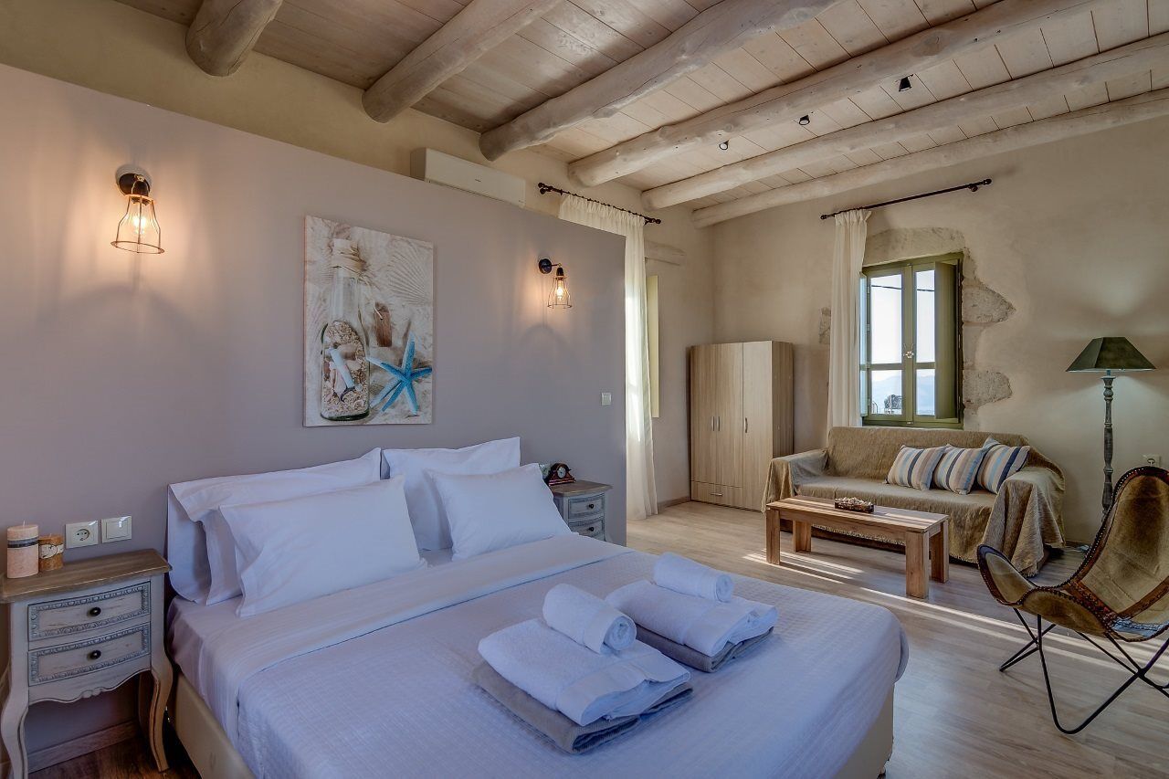 Traditional Stonebuilt Villa Leonanto, Only 5 Km From A Sandy Beach Kastellos Exterior photo