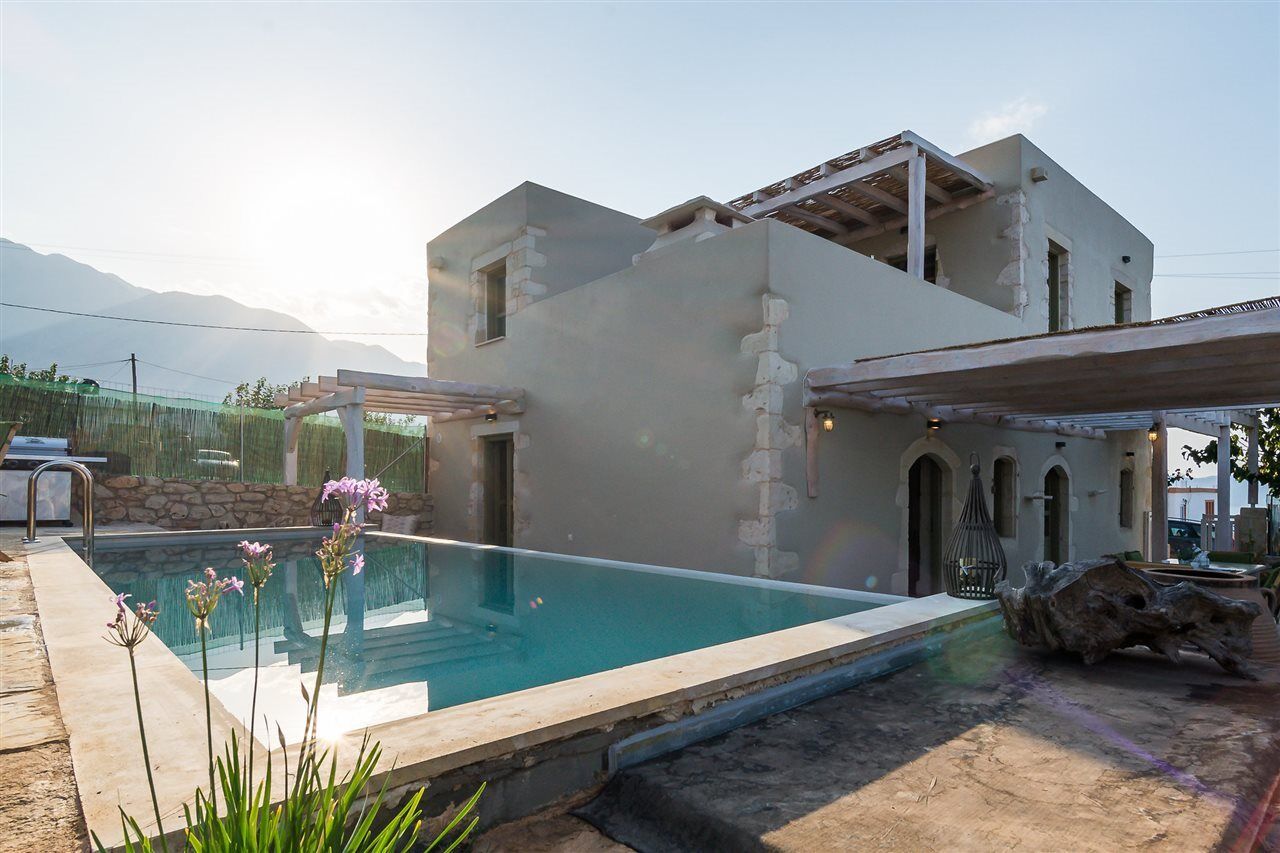 Traditional Stonebuilt Villa Leonanto, Only 5 Km From A Sandy Beach Kastellos Exterior photo
